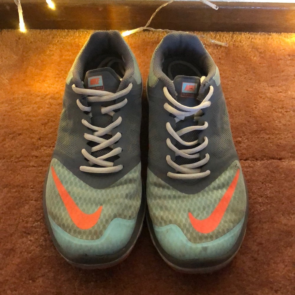 nike running shoes